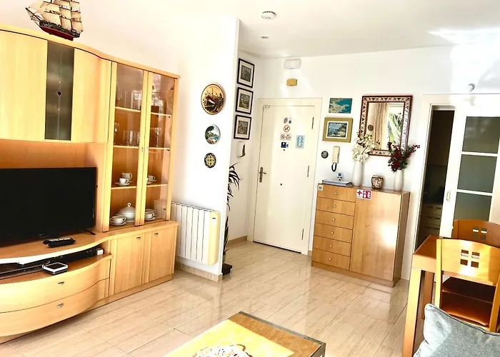 Seafront Ribera Apartman *
