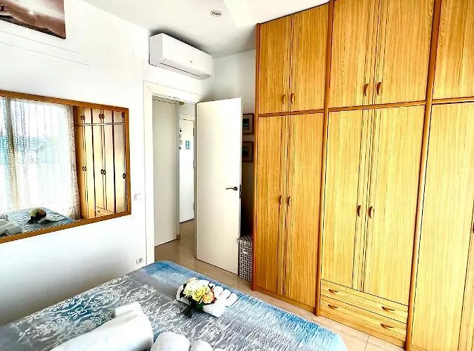 Seafront Ribera 公寓 锡切斯