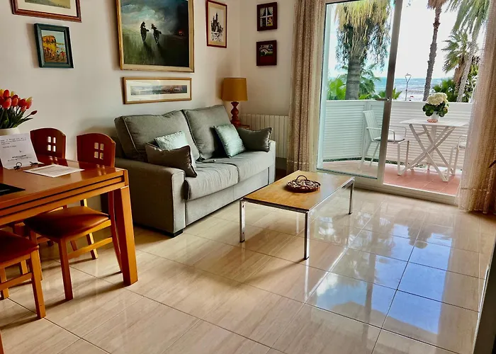 Seafront Ribera 公寓