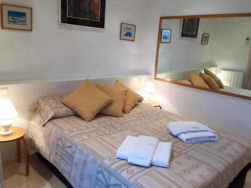 Seafront Ribera 公寓 锡切斯