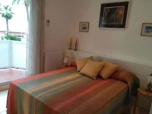 Seafront Ribera 公寓