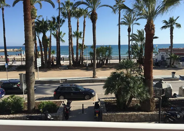 Seafront Ribera 公寓 锡切斯